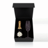 Kit Chandon com uma Taça